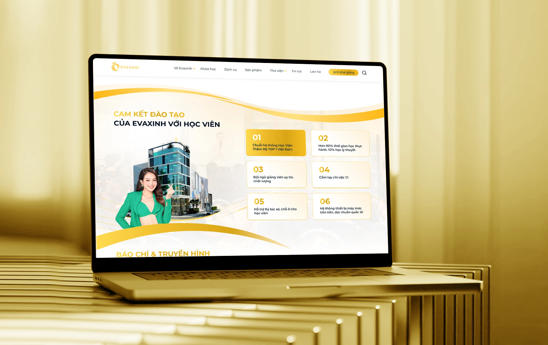 Mockup eva xinh